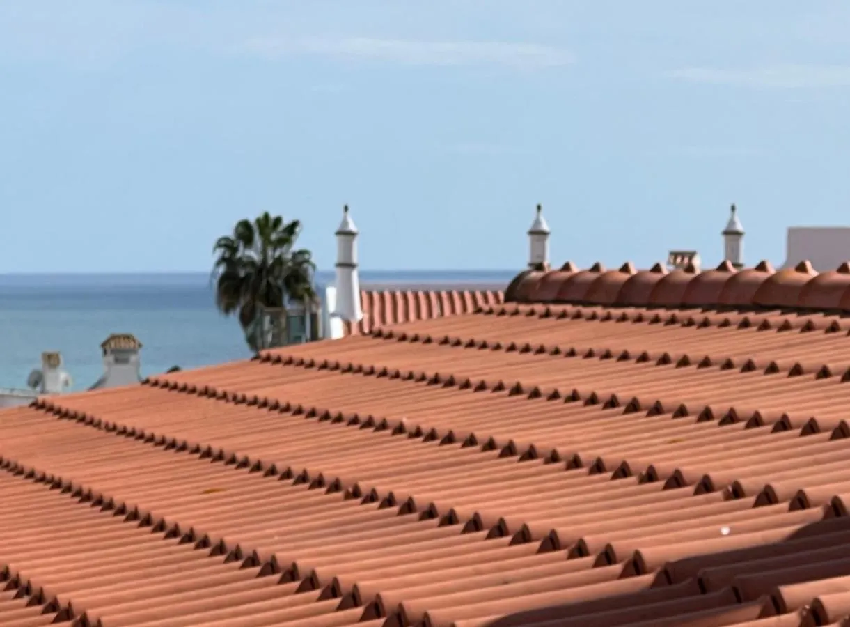 Olhos do mar grande terraço vista mar 209 Apartamento Olhos de Agua  Portugal
